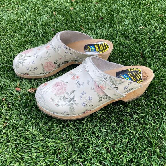 Vtg Swedish Torpatoffeln White Floral Clogs 7 38 Womens Cottagecore Fairy Cute - Picture 2 of 4
